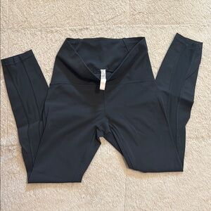 Lululemon Athletica Charcoal Leggings size 4
